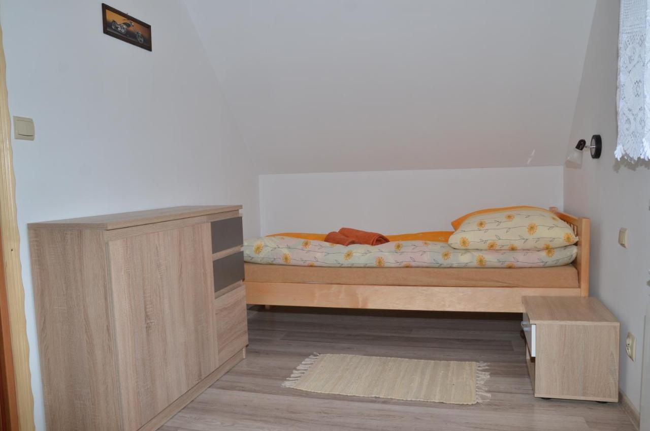 Agroturystyka Domek U Barbary Леско Экстерьер фото